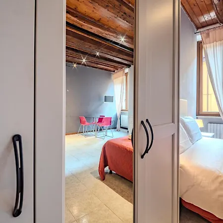 Rigoletto - 13 Minutes Walk To Arena Apartment Verona