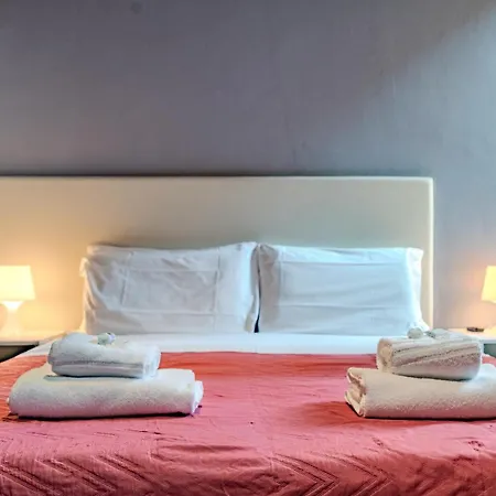 Rigoletto - 13 Minutes Walk To Arena アパート *