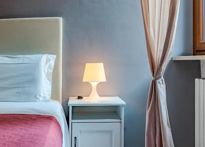 Rigoletto - 13 Minutes Walk To Arena * ヴェローナ