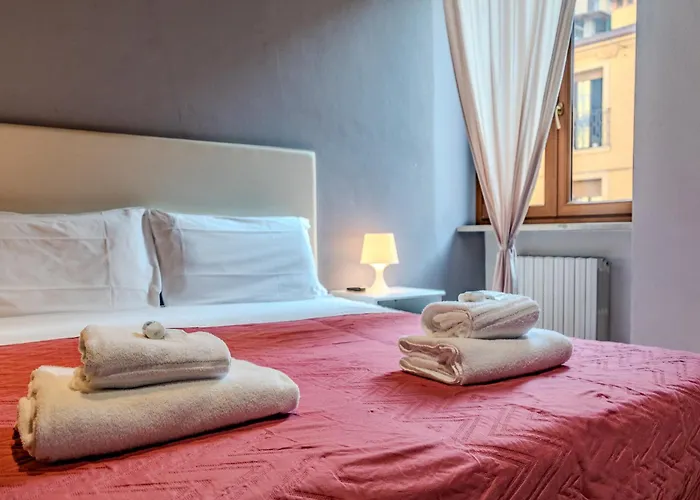 Rigoletto - 13 Minutes Walk To Arena アパート ヴェローナ